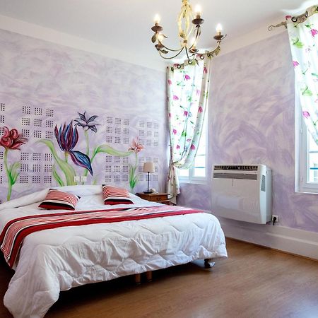Logis Hotel De La Tour Libourne Eksteriør billede