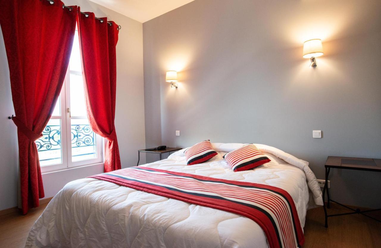 Logis Hotel De La Tour Libourne Eksteriør billede