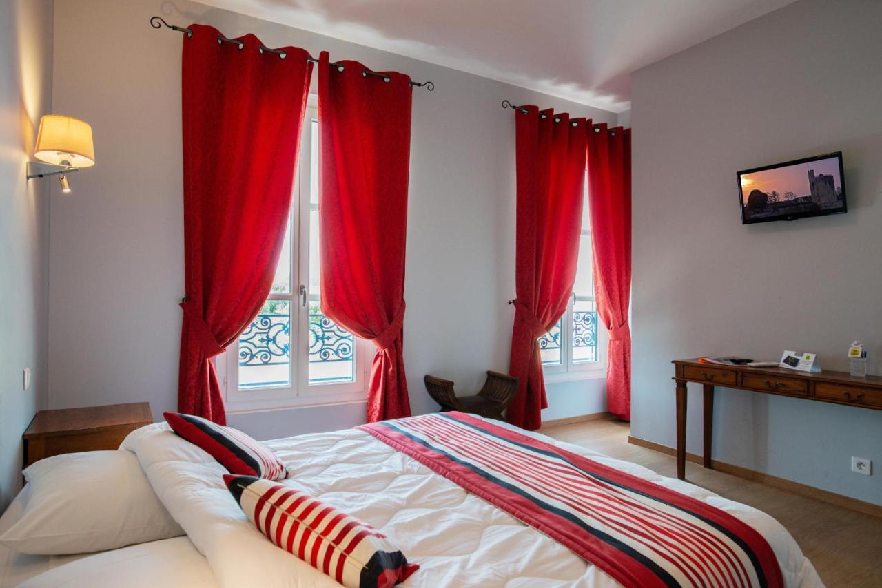 Logis Hotel De La Tour Libourne Eksteriør billede