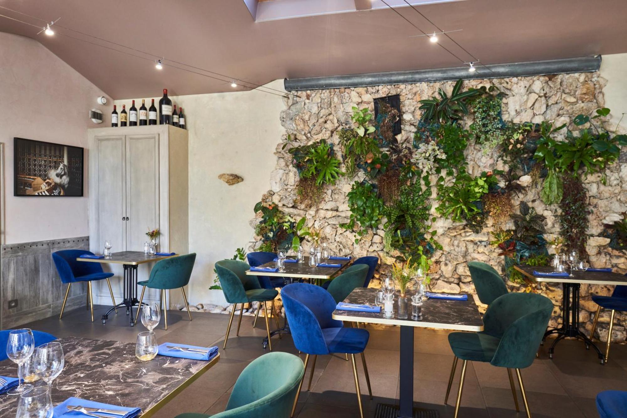 Logis Hotel De La Tour Libourne Eksteriør billede